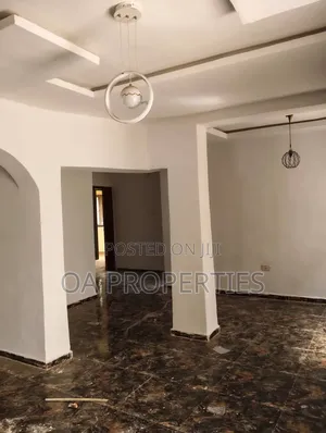 2bdrm Block of Flats in Deeper Life for rent