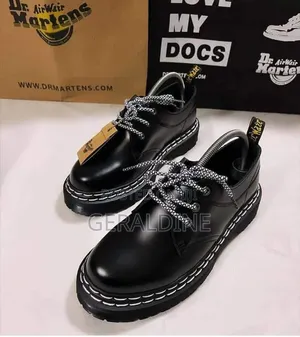 A Unique and Comfortable Footwear for Your Cooperate Look