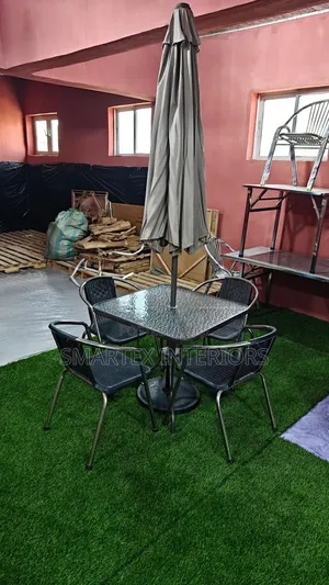 Best Quality Glass Top Umbrella Table With Chairs