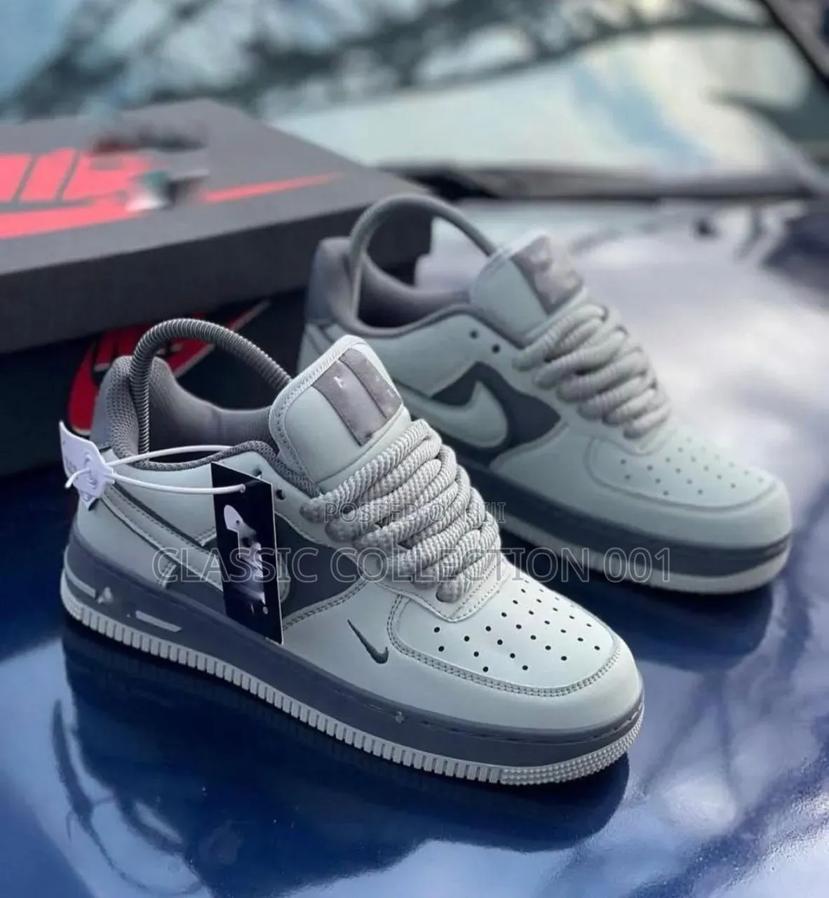 Nike Sneakers