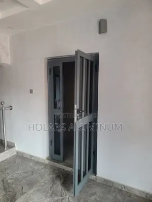 Alumiunm Door