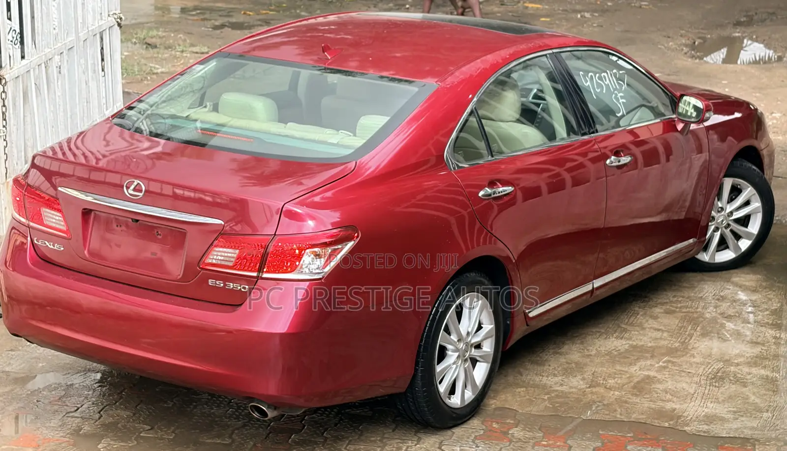 Lexus ES 350 2010 Red