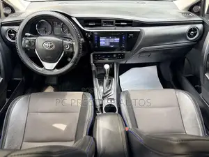 Toyota Corolla SE 4dr Sedan (1.8L 4cyl CVT) 2017 White