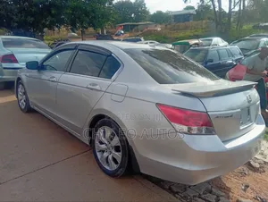 Honda Accord 2010 Silver