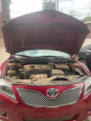 Toyota Camry LE 4dr Sedan (2.5L 4cyl 6AM) 2010 Red