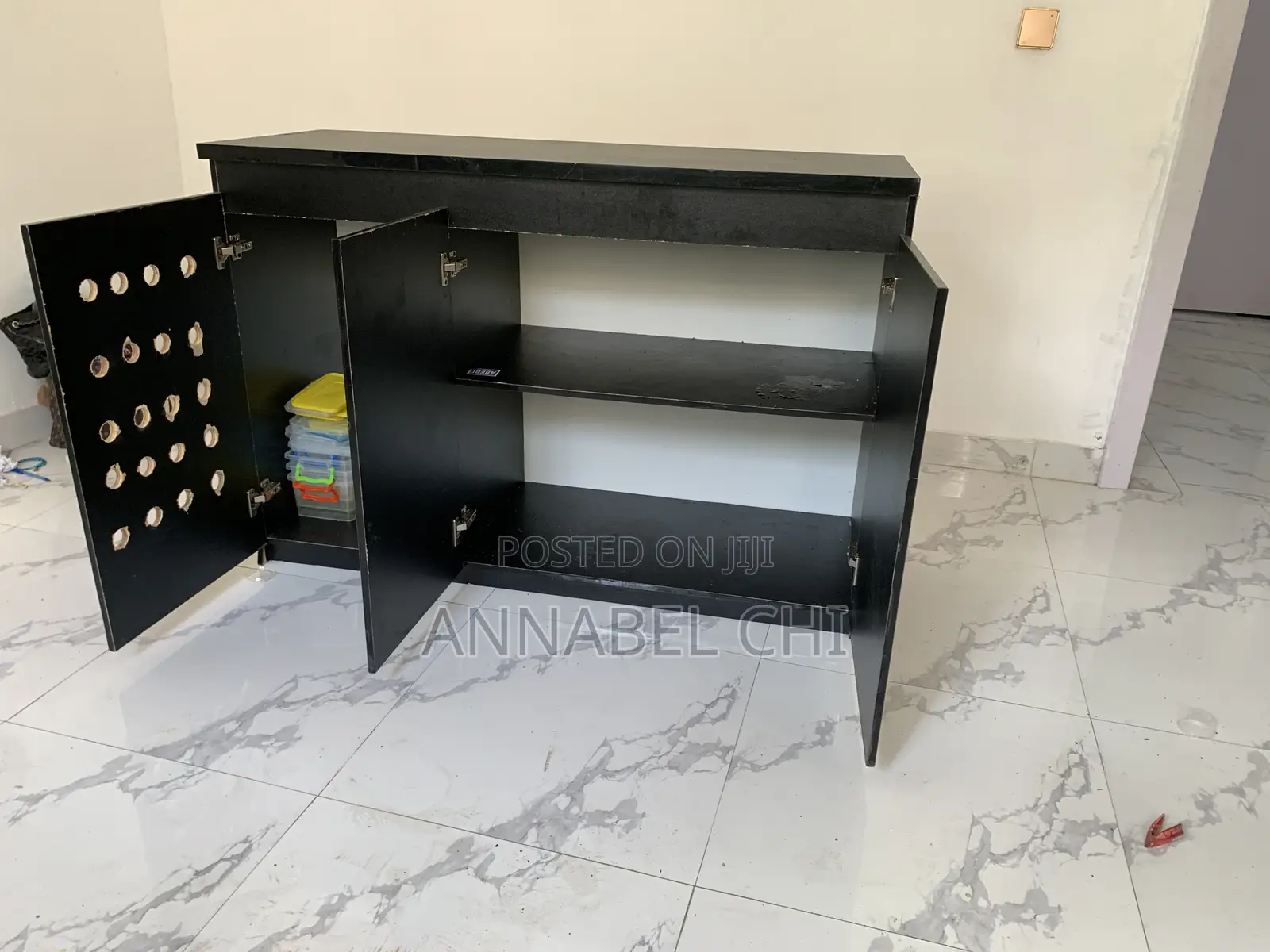 Kitchen Cabinet
