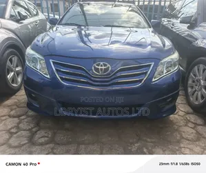 Toyota Camry SE 4dr Sedan (2.5L 4cyl 6A) 2011 Blue