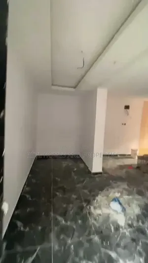 Mini Flat in Obanikoro for rent