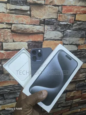 Apple iPhone 15 Pro Max 256 GB Gray