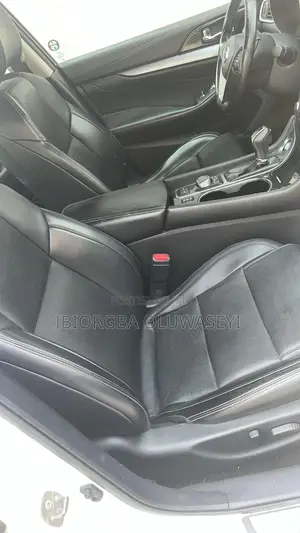 Nissan Maxima 4dr Sedan 2016 White