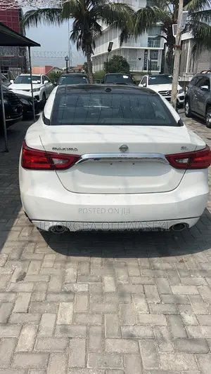 Nissan Maxima 4dr Sedan 2016 White