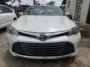 Toyota Avalon Limited FWD Sedan (3.6L 6cyl 6A) 2016 White