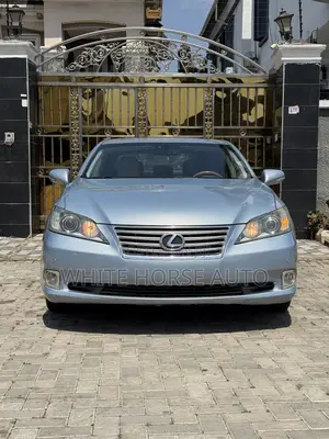 Lexus ES 350 2011 Blue