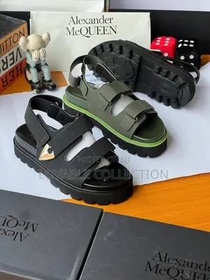 Alexander McQueen Men’S Leather Utility Sandals