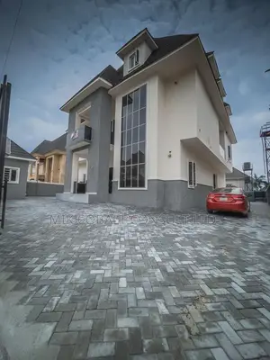 7bdrm Duplex in Karsana District, Gwarinpa for sale