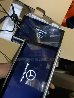 Mecerdes Benz Headdress Android Screen