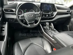 Toyota Highlander 2022 White