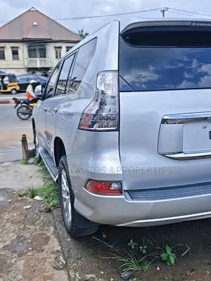 Lexus GX 460 Luxury 2016 Silver