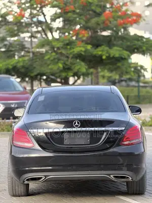Mercedes-Benz C300 Sport 4Matic Sedan AWD (2.0L 4cyll 7A) 2016 Black