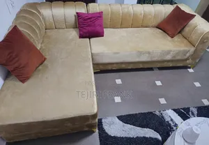Very Clean 6 Sitters Chair for Sale