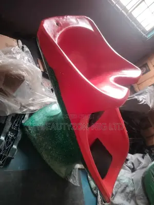 Fibre Seat Washing Hair Basin