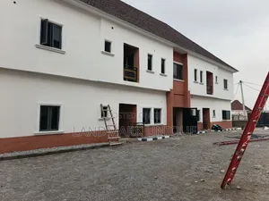 2bdrm Block of Flats in Geek Out, Ushafa for rent