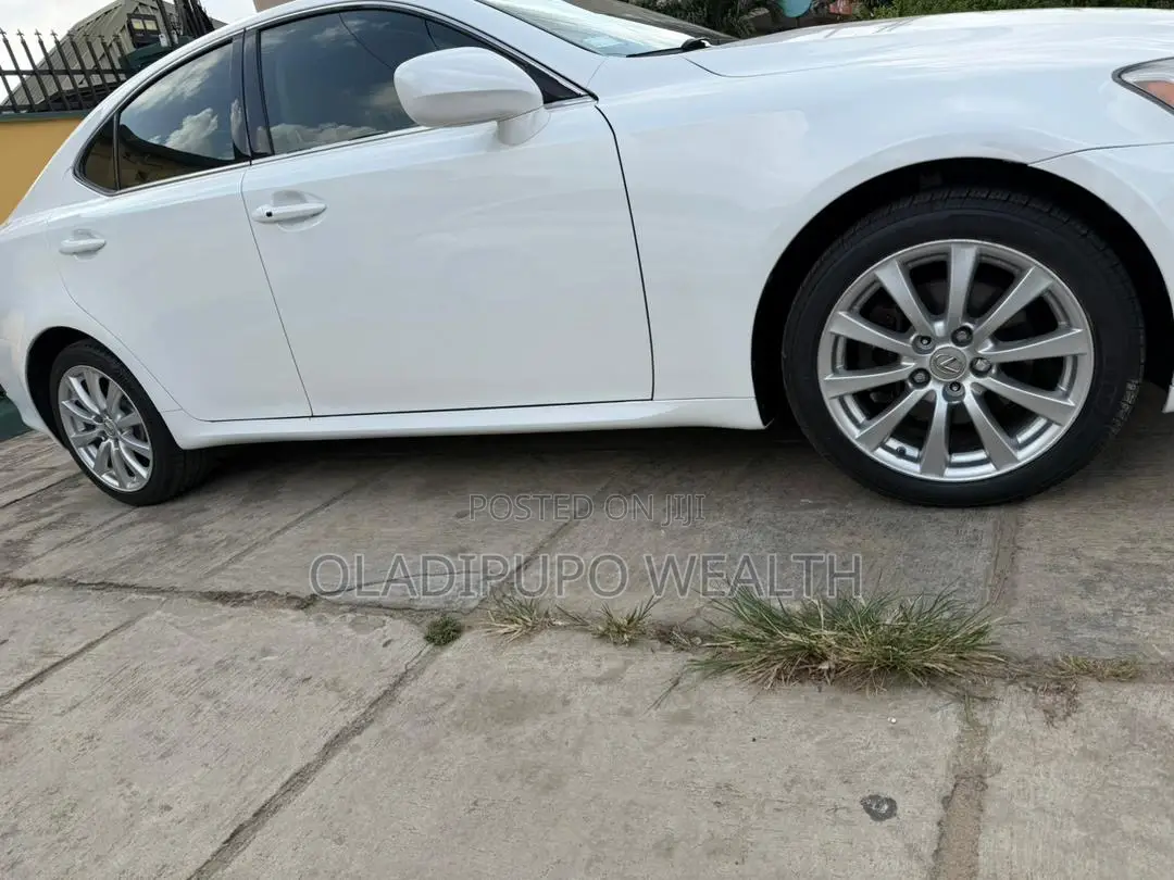 Lexus IS 2009 White