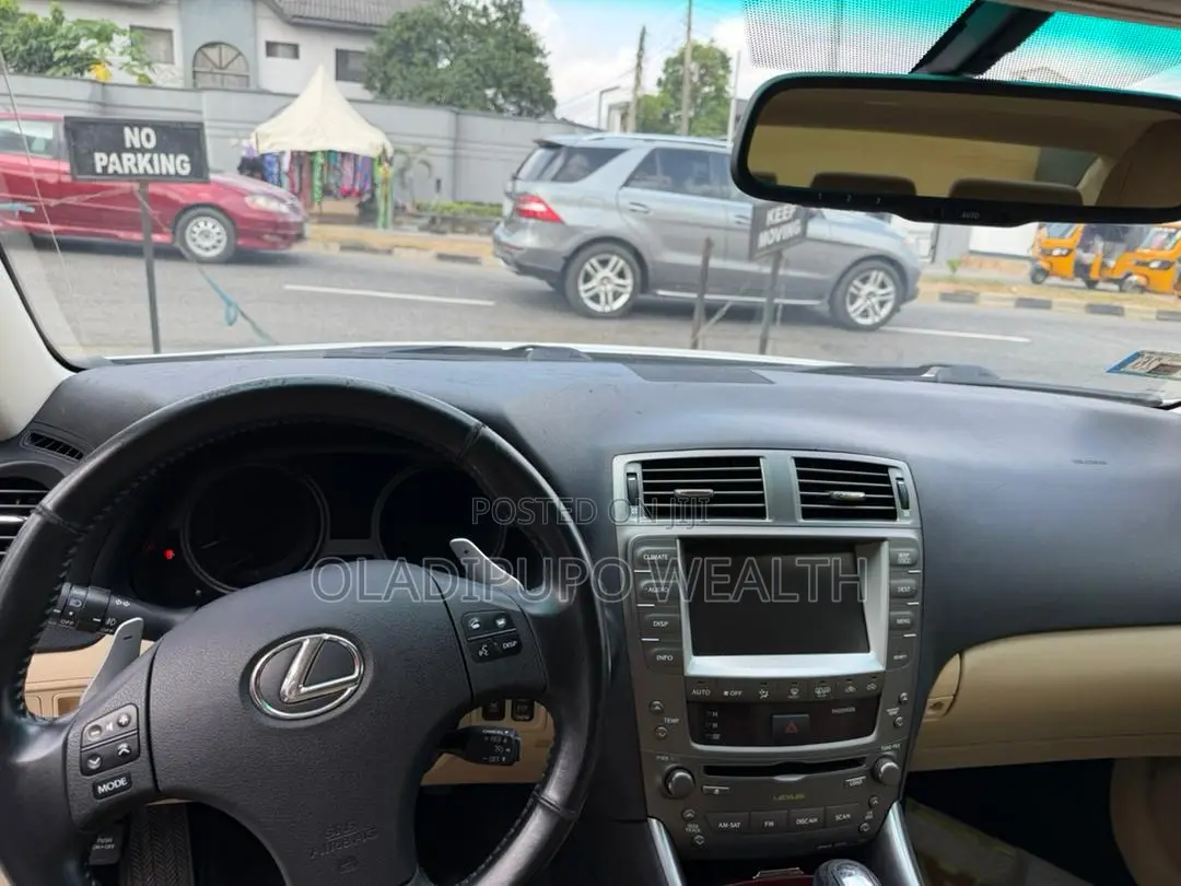 Lexus IS 2009 White