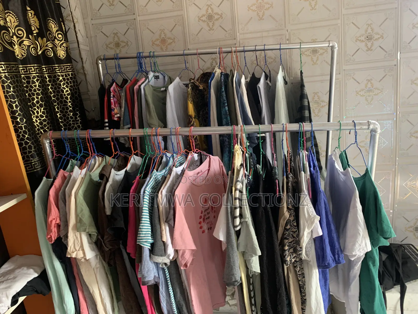 Clothe Hanger