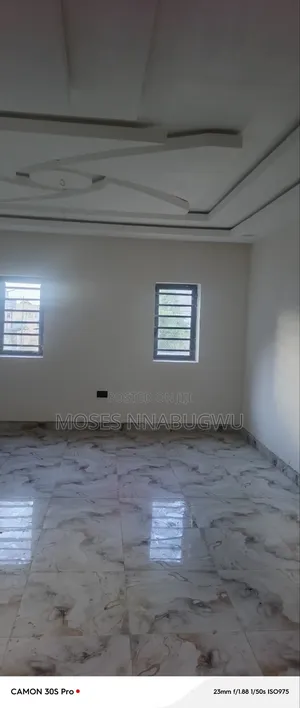 2bdrm Block of Flats in Odani Green City for rent