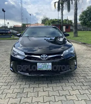 Toyota Camry 2016 Black