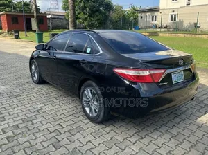 Toyota Camry 2016 Black