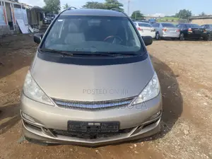 Toyota Previa 2004