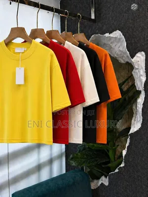 Plain Luxury Cargo Crop Tops Best Quality Well Banded Package