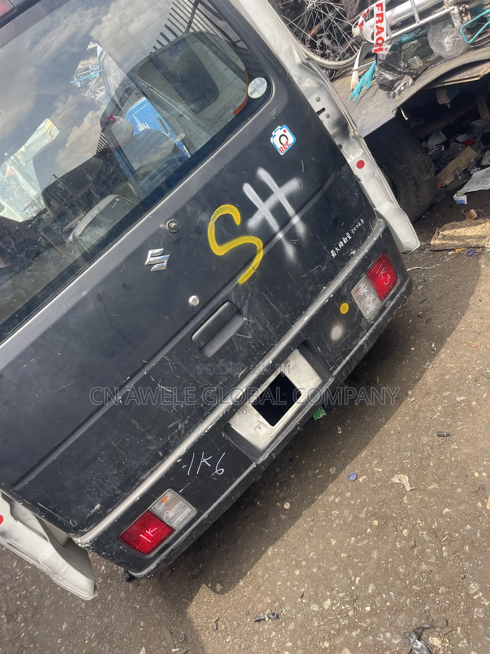 Suzuki APV Minibus 2010 Black