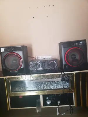 Lg Xboom 950 Watts