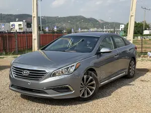 Hyundai Sonata Sport 4dr Sedan (2.4L 4cyl 6A) 2015 Gray