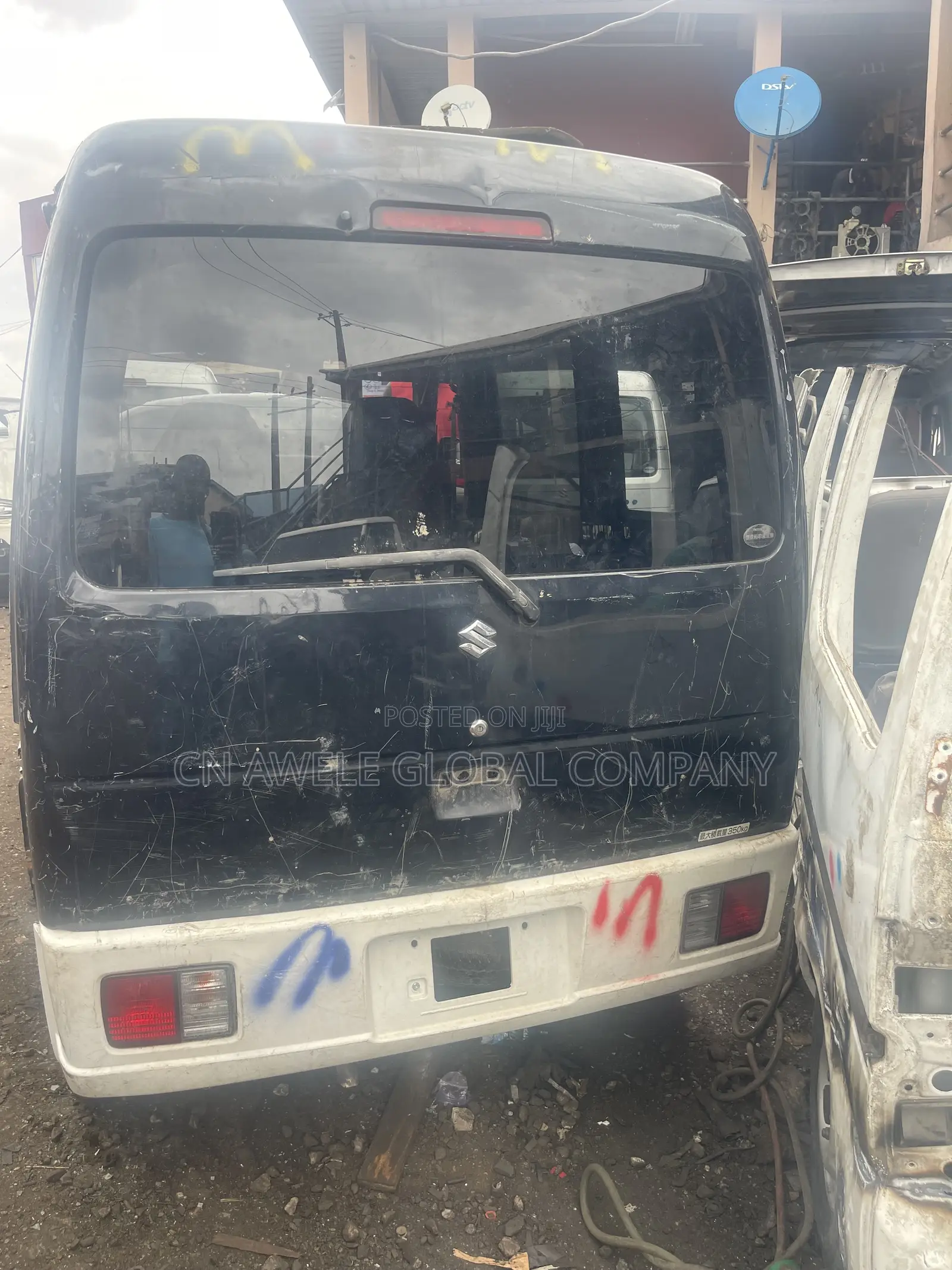 Suzuki APV Minibus 2010 Black