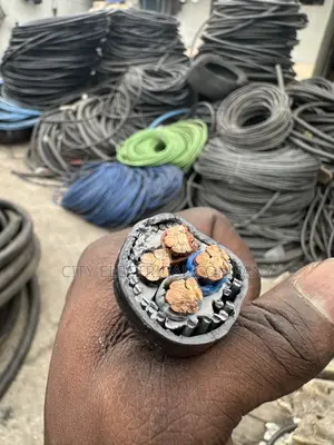 4 × 25mm2 Coleman Armoured Cable