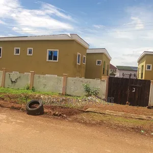 3bdrm Block of Flats in Independence Layout, Enugu for sale