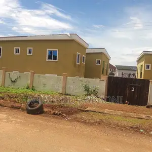 3bdrm Block of Flats in Independence Layout, Enugu for sale