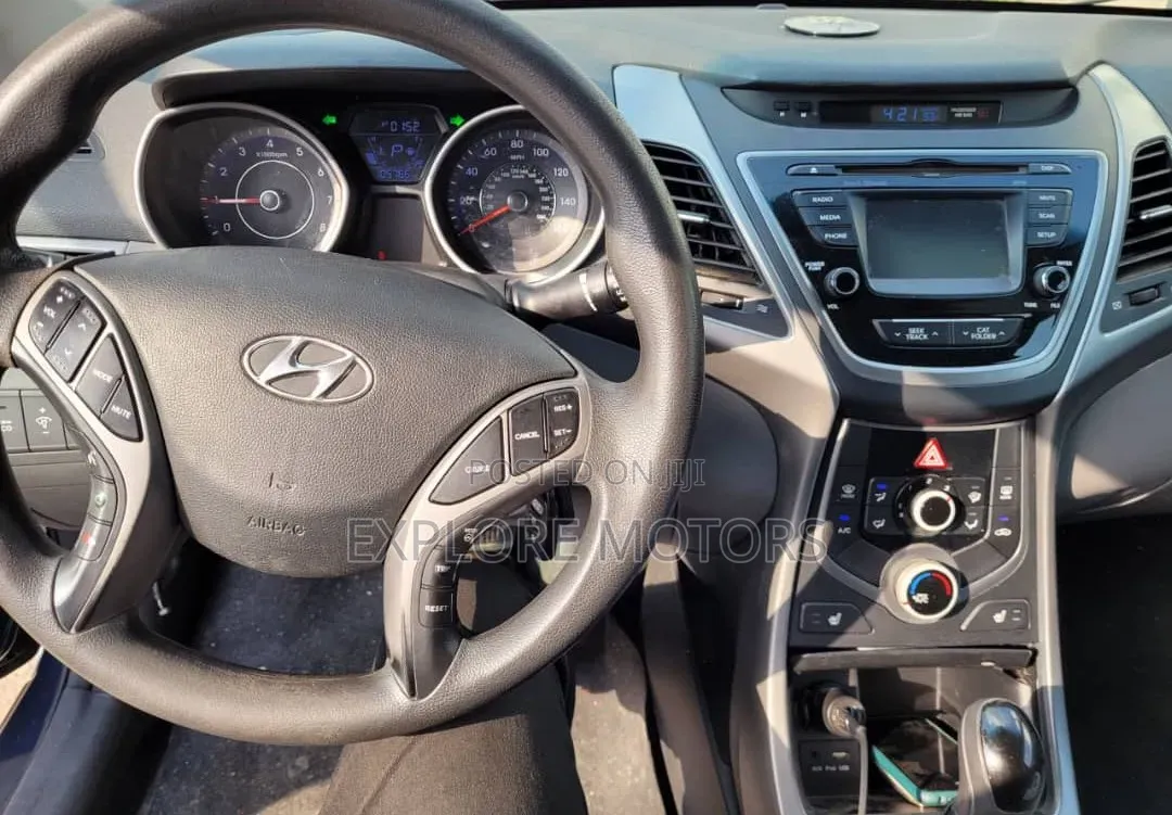 Hyundai Elantra 2015 Blue