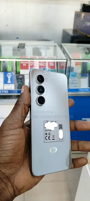 Itel A100 128 GB Gray