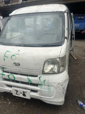 Daihatsu Hijet 2010 Silver