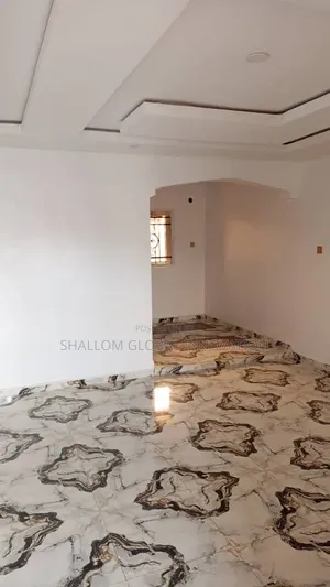 2bdrm Block of Flats in Banana Estates, Akobo for rent