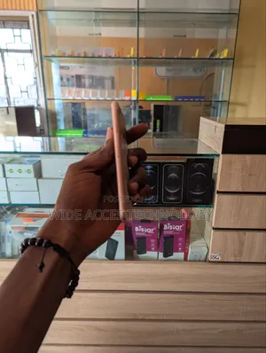 Apple iPhone 7 32 GB Gold