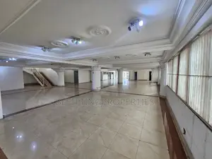 1000sqm Office Space Available for Lease