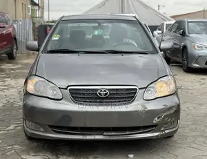 Toyota Corolla 2005 Gray