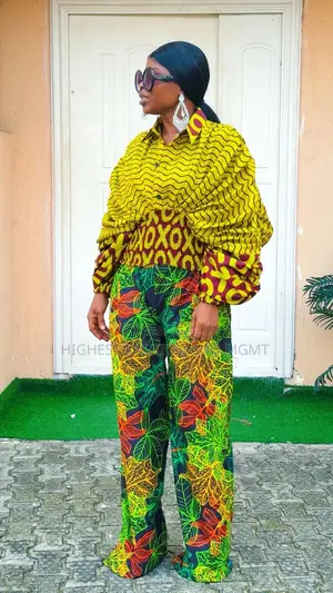 Butterfly Top and Trouser - Style 823