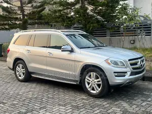 Mercedes-Benz GL-Class GL450 4MATIC 4dr SUV AWD (4.7L 8cyl Turbo 7A)